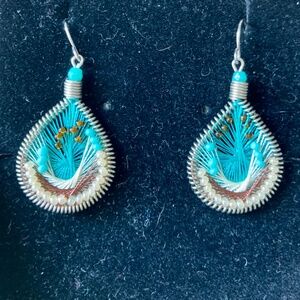 NWT Tropic Options Silver, Thread and Bead Drop Earrings